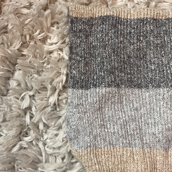 Francesca’s cardigan - Picture 3 of 4